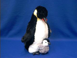 penguin_wbaby_plush_aa.JPG