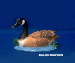 canadian goose figurine statue