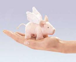 pig-finger-puppet-winged.jpg