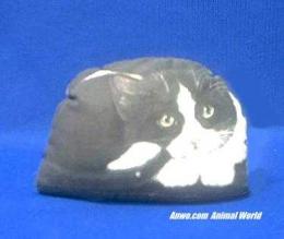 tuxedo-cat-paperweight-doorstop.JPG