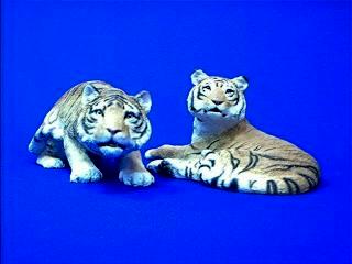 tiger statue