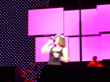 kelly clarkson royal farms arena march 16