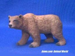 grizzly bear figurine statue