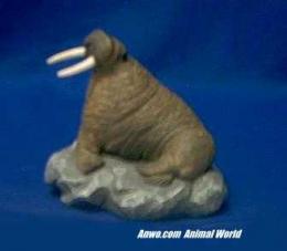 walrus figurine statue